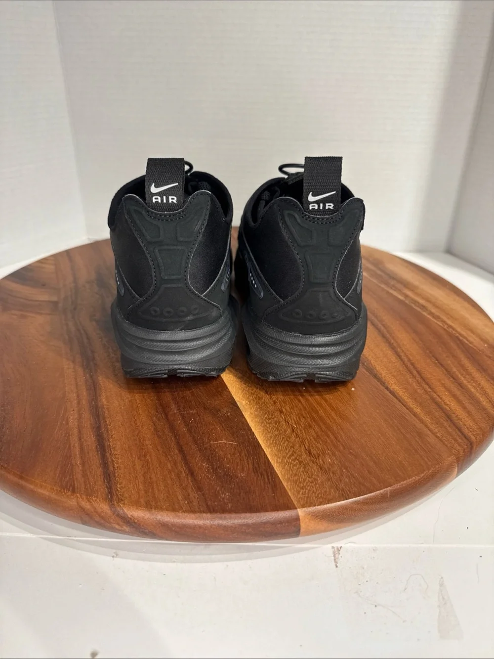 Nike sleek slip